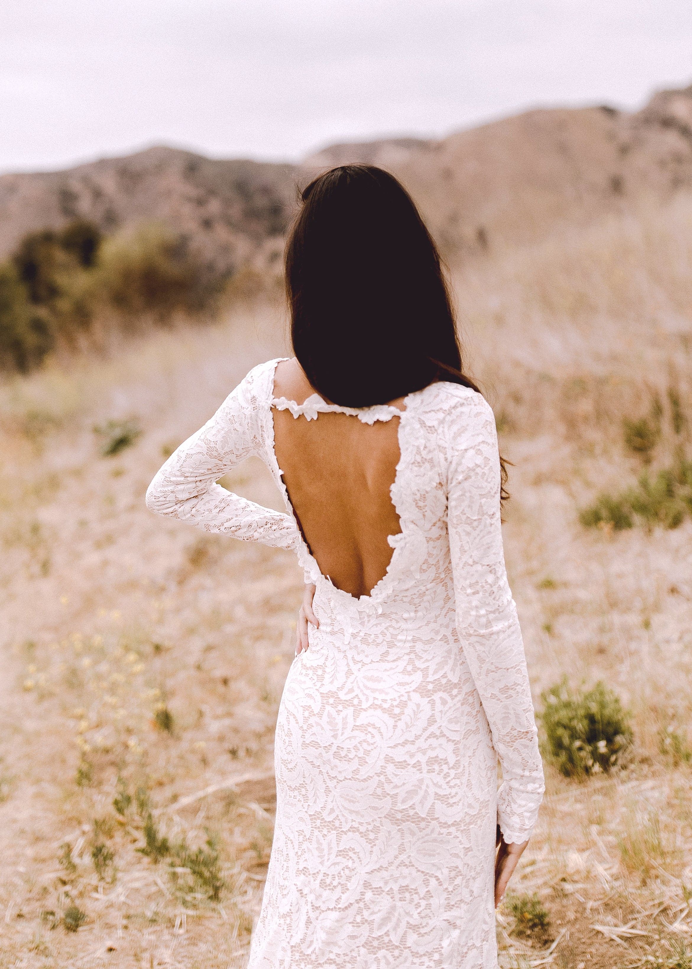 Lace Mermaid V-neck Long Sleeves Backless Bohemian Wedding Dresses –  Tirdress