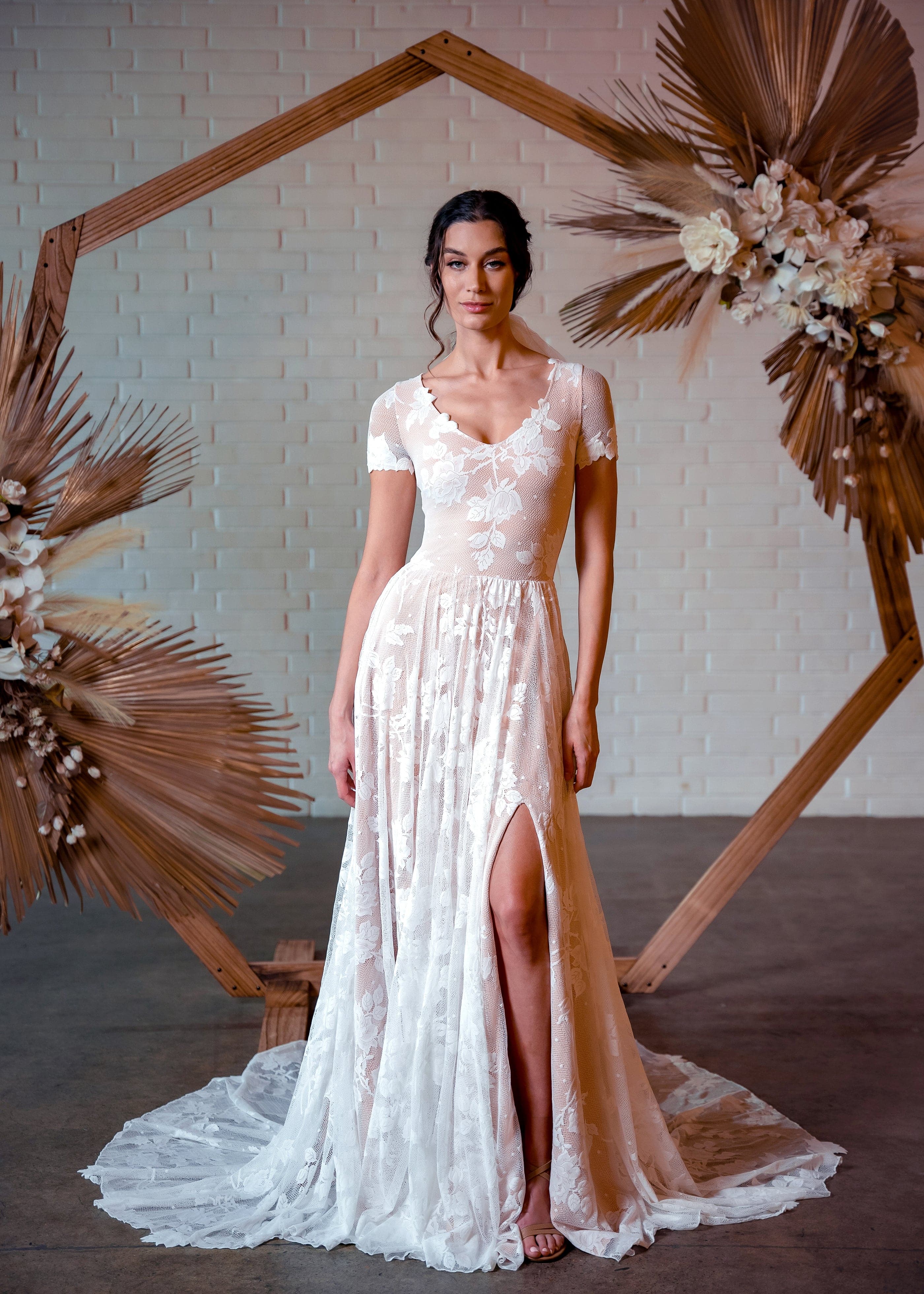 Willow Dress Full Train (22-inch) / Closed Skirt (no slit) Willow Dress Full Train (22-inch) / Closed Skirt (no slit)