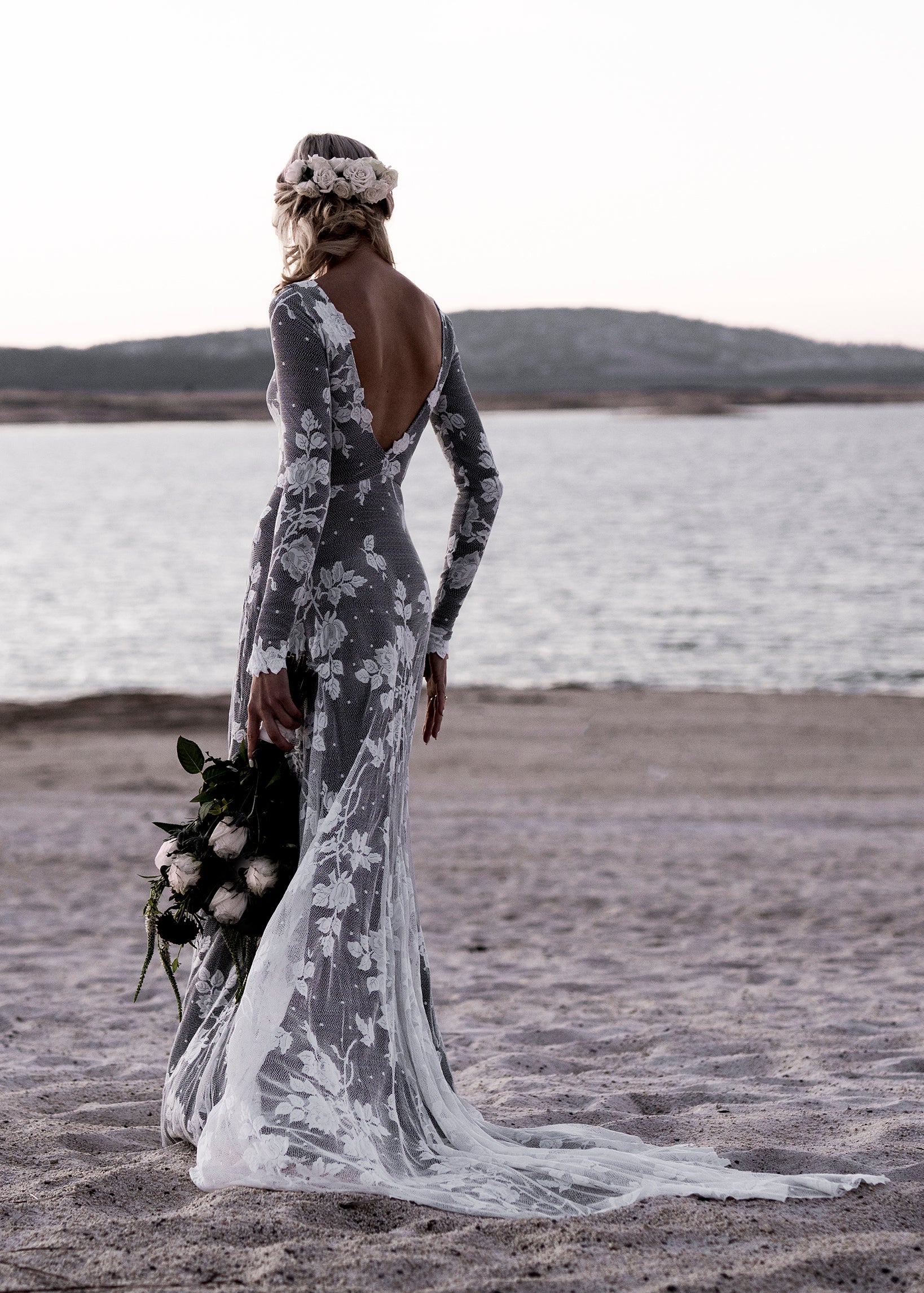 Black-Lining Ellora Dress Open V Back / Floor (No Train) Black-Lining Ellora Dress Open V Back / Floor (No Train)